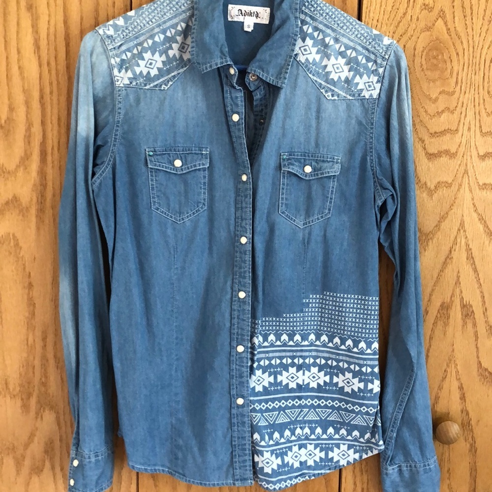 Adiktd denim shirt Size Small